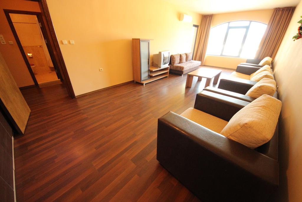 Menada Villa Bonita Apartments Sunny Beach Buitenkant foto