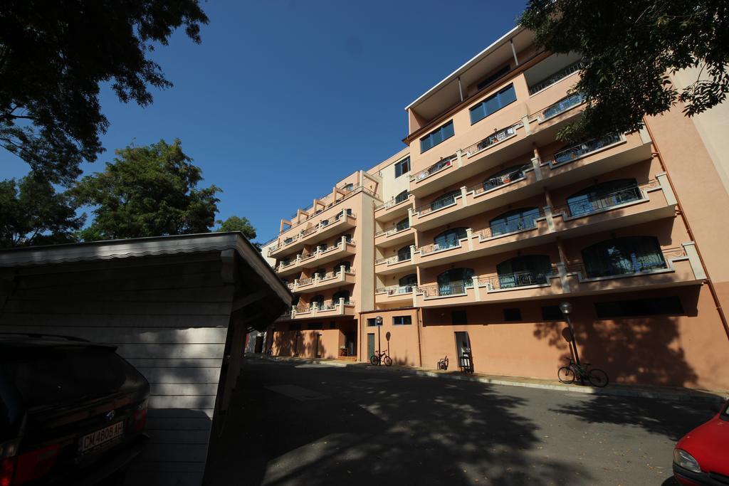 Menada Villa Bonita Apartments Sunny Beach Buitenkant foto