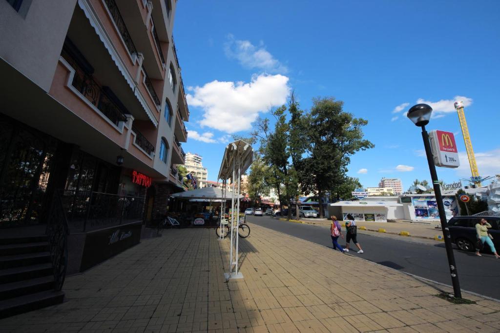 Menada Villa Bonita Apartments Sunny Beach Buitenkant foto